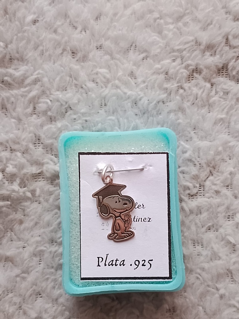Dije Graduación Snoopy 2cm Plata .925